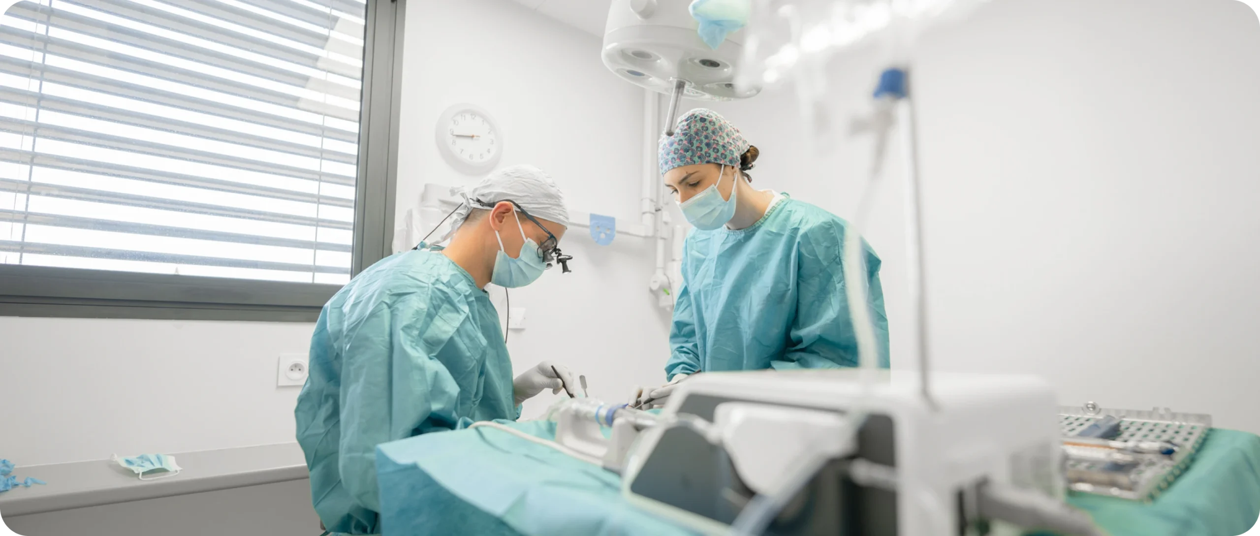 chirurgie dentistes ollioules scaled Notre Cabinet Dentistes Ollioules | Cabinet dentaire Mermoz